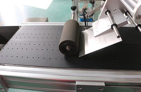 袋子分頁貼標機