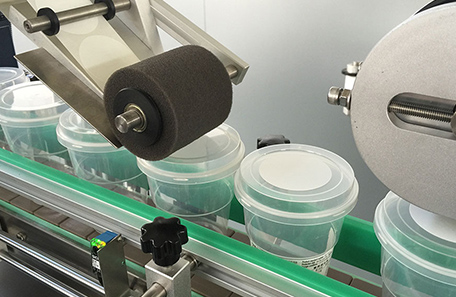 杯頂及側面貼標機